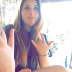 Meet your Posher, Macala